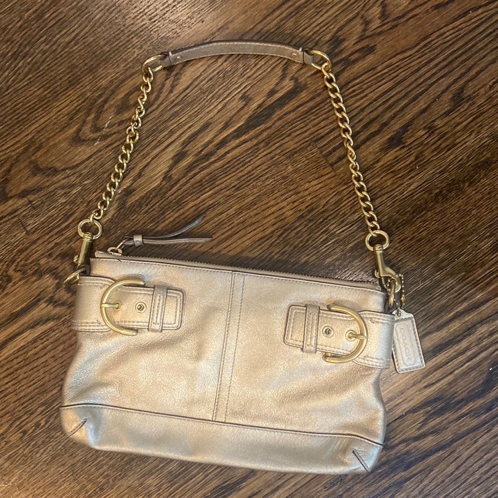 Gold Coach Shoulder bag